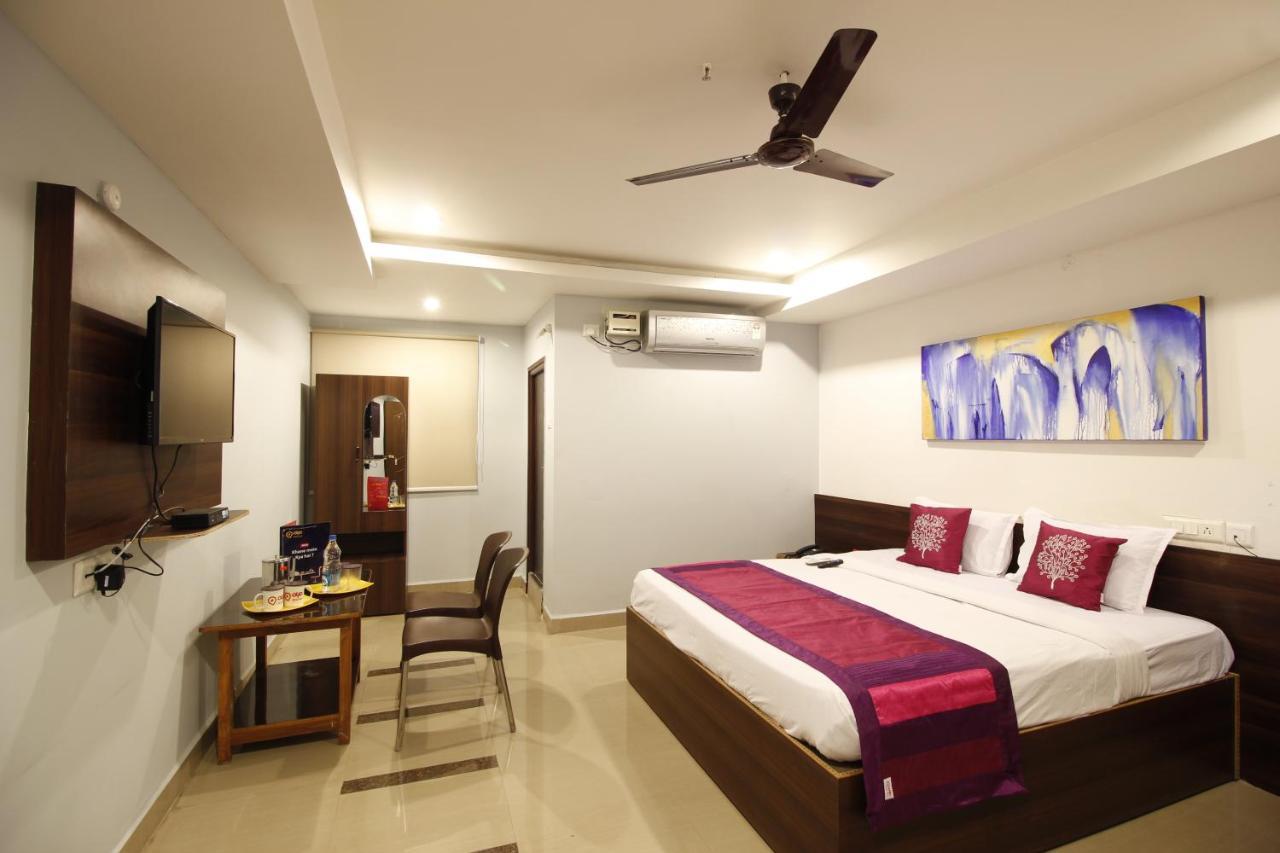Hotel Mango Leaves Hyderabad Eksteriør billede